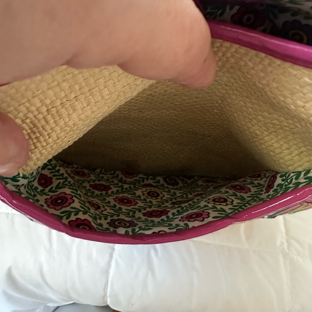 Vera Bradley Pink and Cream Shoulder Bag & Wristlet Set - Picture 16 of 16